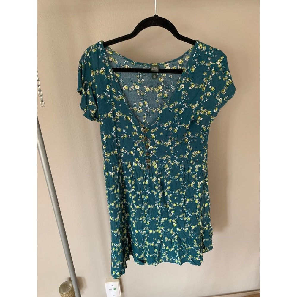 Super cute autumn fall wild fable ress green yellow med AFALLON